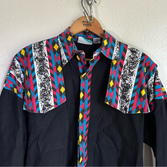 Vintage > 1990s LONG SLEEVE BUTTON DOWN FUNKY AZTEC PRINT WESTERN SHIRT > L - Picture 3 of 10